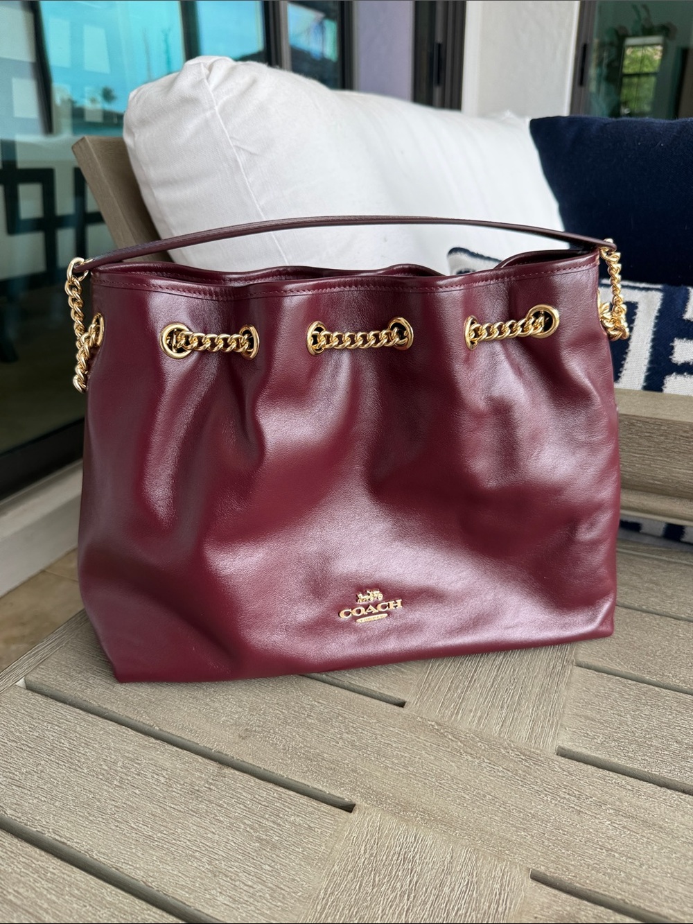 New‼️ Coach Evelyn Shoulder Bag CCZ79 crinkle leather/Gold/Dark Wine